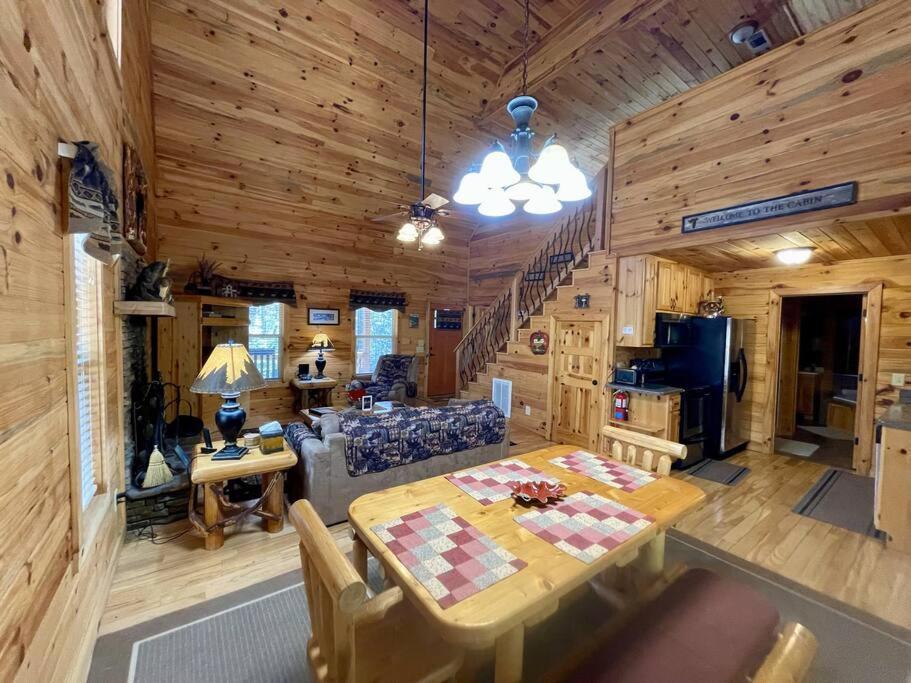 2 Bed Cabin Hot Tub Close To Helen #16 ภายนอก รูปภาพ
